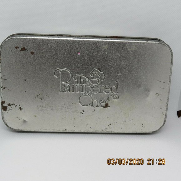 Pampered Chef Cookie Cutters Set Mini Metal Box Heart Shamrock Pumpkin #655 - Picture 6 of 7